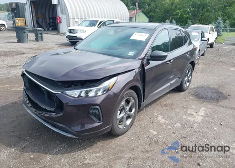 2023 Ford Escape St-Line z USA, uszkodzony, nr VIN 1FMCU9MN6PUA63016